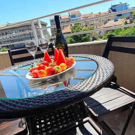 Apartment Sunny Day Pomorie