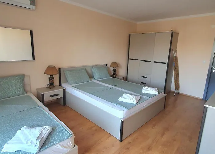 Sunny Day Apartmán Pomorie